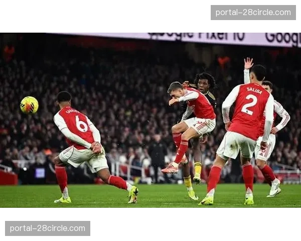 阿森纳苏维门迪回退肋部习惯,导致禁区正面留出远射空间 阿森纳苏维门迪回退肋部习惯,导致禁区正面留出远射空间